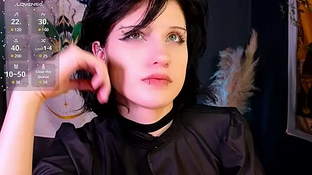 dark vamp  online show from 15, 1, 2025