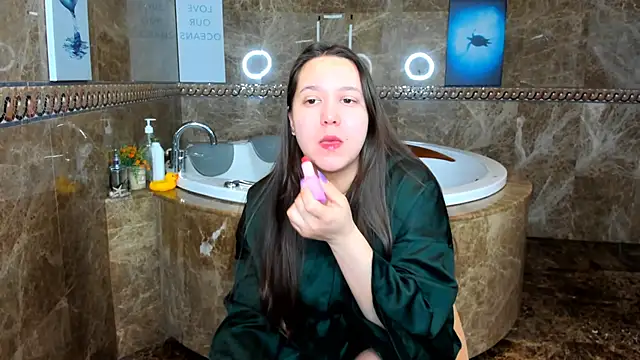 Mira Karter online show from 5, 3, 2025