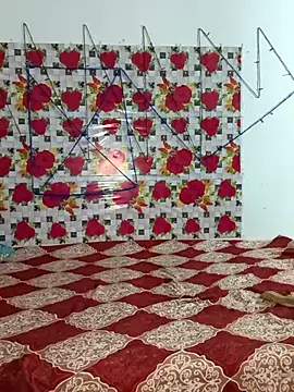 PeaCoooock online show from 4, 10, 2025