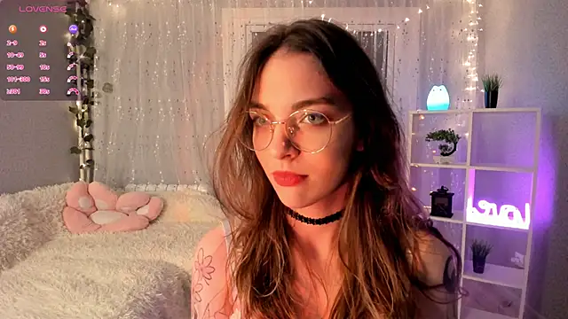 AraCopple online show from 8, 12, 2024