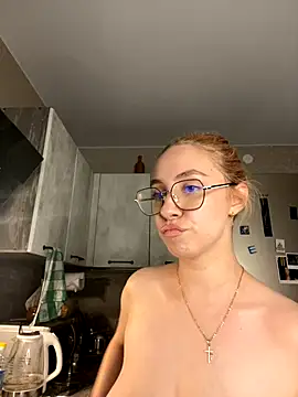 Kitty Katrine online show from 20, 9, 2025