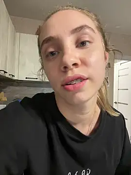 Snapshot of Kitty_Katrine chatting on 24, 6, 2026 Kitty Katrine online show from 24, 6, 2026
