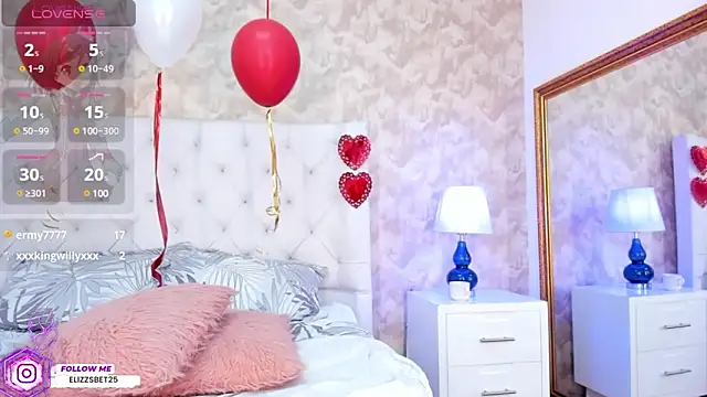 Eliza Thaylor   online show from 24, 2, 2025