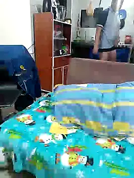 Snapshot of ZuriandAlex chatting on 23, 1, 2025 ZuriandAlex online show from 23, 1, 2025