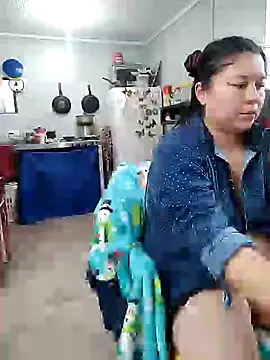 Snapshot of ZuriandAlex chatting on 25, 1, 2025 ZuriandAlex online show from 25, 1, 2025