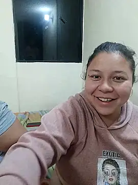 Snapshot of ZuriandAlex chatting on 17, 2, 2025 ZuriandAlex online show from 17, 2, 2025