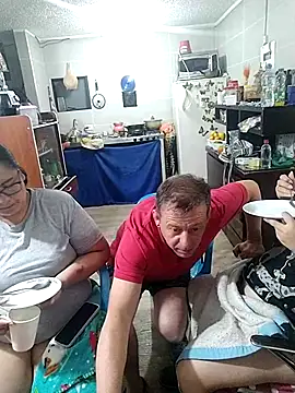 Snapshot of ZuriandAlex chatting on 18, 2, 2025 ZuriandAlex online show from 18, 2, 2025