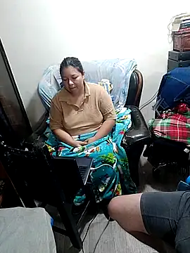 Snapshot of ZuriandAlex chatting on 6, 3, 2025 ZuriandAlex online show from 6, 3, 2025