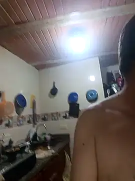 Snapshot of ZuriandAlex chatting on 4, 10, 2025 ZuriandAlex online show from 4, 10, 2025