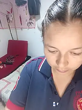 Snapshot of ZuriandAlex chatting on 9, 10, 2025 ZuriandAlex online show from 9, 10, 2025