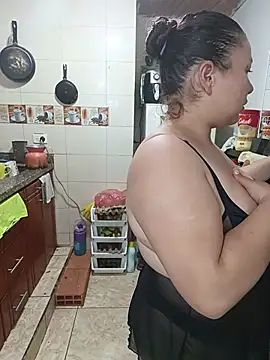 Snapshot of ZuriandAlex chatting on 21, 11, 2025 ZuriandAlex online show from 21, 11, 2025