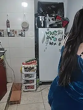 Snapshot of ZuriandAlex chatting on 4, 12, 2025 ZuriandAlex online show from 4, 12, 2025