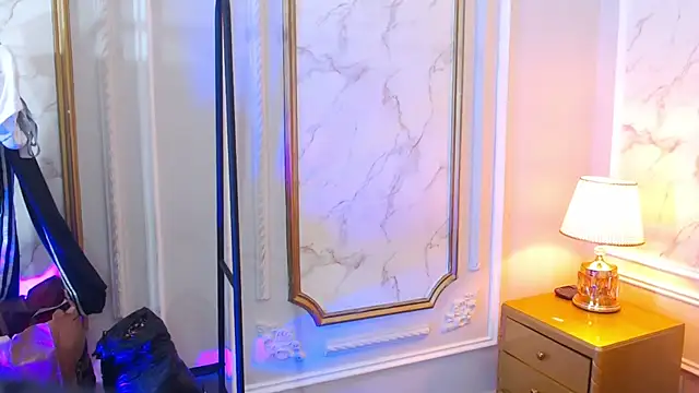 VanessaGlenn online show from 2, 2, 2025