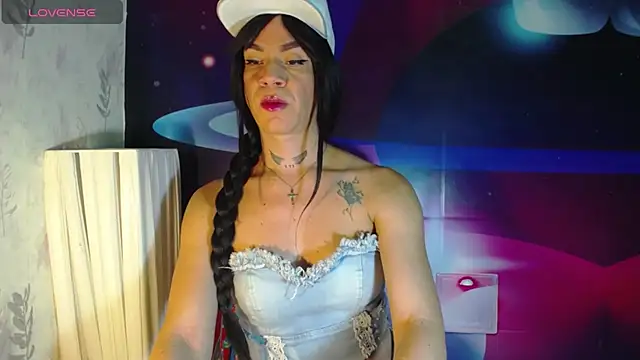 Snapshot of KamilaParrisx chatting on 3, 12, 2025 KamilaParrisx online show from 3, 12, 2025