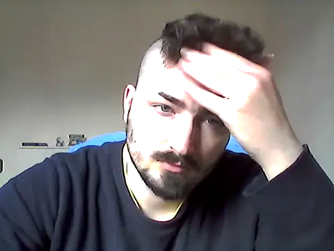 Snapshot of Hkl95555 chatting on 3, 11, 2025 Hkl95555 online show from 3, 11, 2025