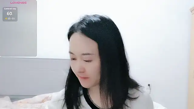 Snapshot of fanfan-FF chatting on 5, 12, 2025 fanfan-FF online show from 5, 12, 2025