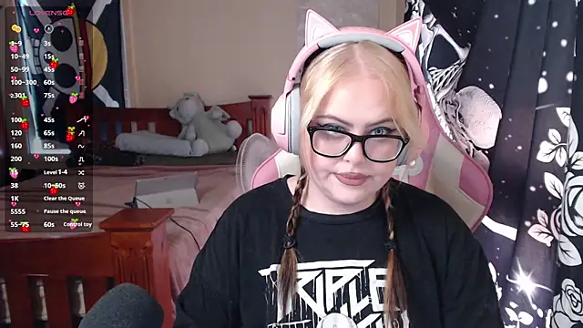 ChubbyBubs online show from 5, 2, 2025