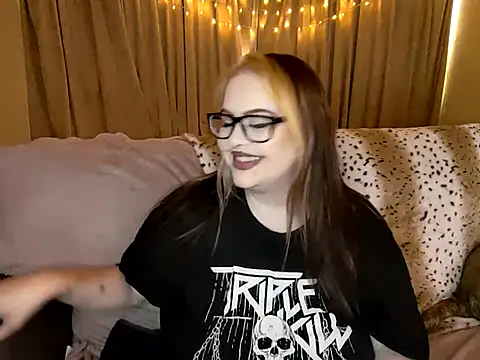 ChubbyBubs online show from 15, 2, 2025