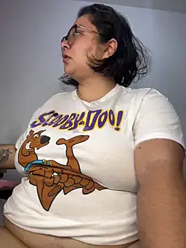 Snapshot of CinnamonCookiez chatting on 19, 10, 2025 CinnamonCookiez online show from 19, 10, 2025
