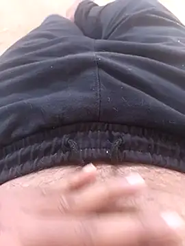 Snapshot of Bangaloreboy021 chatting on 28, 2, 2025 Bangaloreboy021 online show from 28, 2, 2025