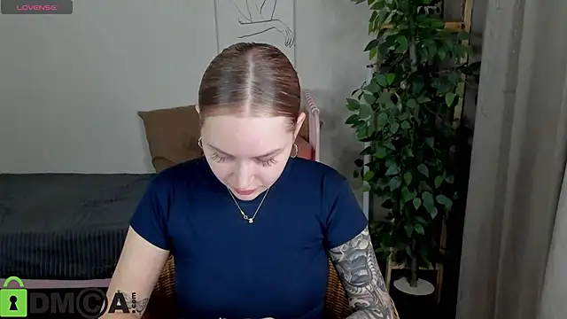 Carol  Cox online show from 19, 11, 2025