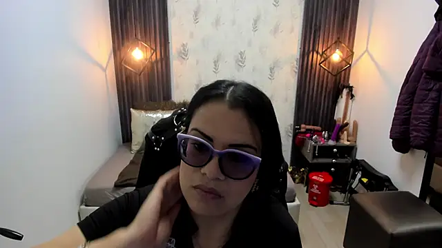 Snapshot of brigittemiller chatting on 7, 3, 2025 brigittemiller online show from 7, 3, 2025