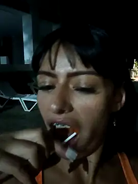 ZairaSofia1 online show from 17, 12, 2024