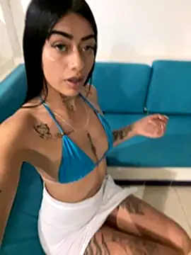 ZairaSofia1 online show from 3, 12, 2025