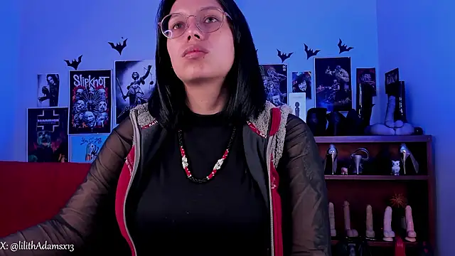 lilith-deveraux online show from 4, 3, 2026