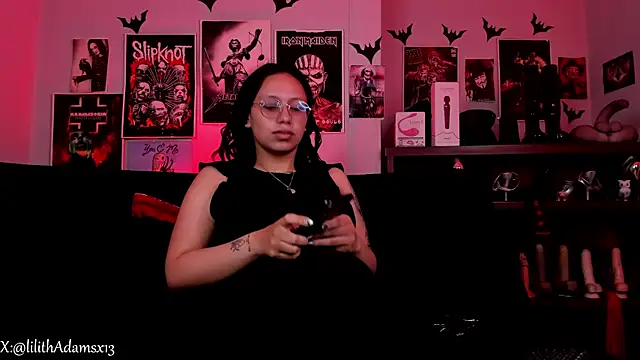 Snapshot of lilith-deveraux chatting on 22, 4, 2026 lilith-deveraux online show from 22, 4, 2026