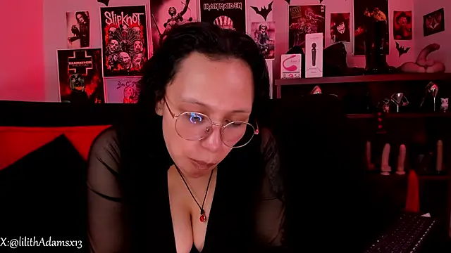 Snapshot of lilith-deveraux chatting on 23, 4, 2026 lilith-deveraux online show from 23, 4, 2026