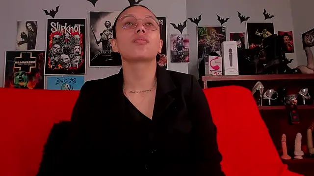 Snapshot of lilith-deveraux chatting on 14, 5, 2026 lilith-deveraux online show from 14, 5, 2026