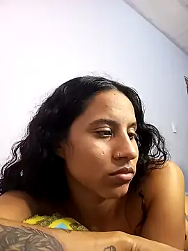 Karii-R online show from 1, 3, 2025