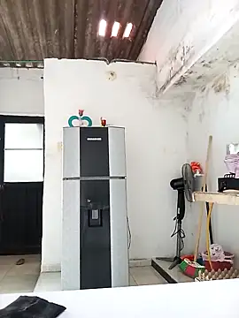 Karii-R online show from 23, 9, 2025