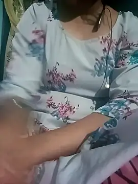 Snapshot of gunjan22 chatting on 2, 1, 2025 gunjan22 online show from 2, 1, 2025