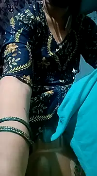 Snapshot of gunjan22 chatting on 3, 1, 2025 gunjan22 online show from 3, 1, 2025