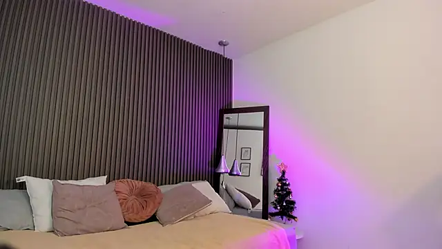 Axel brunette1 online show from 21, 12, 2025