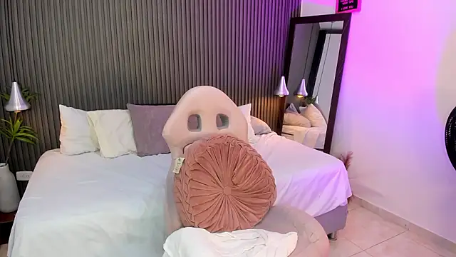 Axel brunette1 online show from 20, 2, 2026