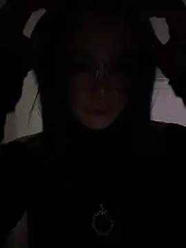 MaddisonHaas online show from 9, 10, 2025