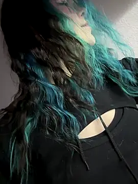 MaddisonHaas online show from 1, 12, 2025