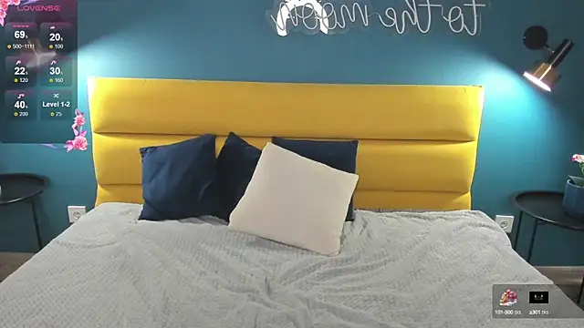 KetrinWhite online show from 2, 10, 2025