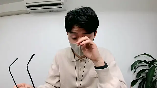 Snapshot of TakuryuJPN chatting on 16, 12, 2024 TakuryuJPN online show from 16, 12, 2024