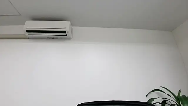 Snapshot of TakuryuJPN chatting on 25, 2, 2025 TakuryuJPN online show from 25, 2, 2025