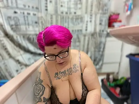 Snapshot of SunshineLexi chatting on 2, 2, 2025 SunshineLexi online show from 2, 2, 2025