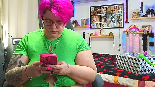 Snapshot of SunshineLexi chatting on 25, 2, 2025 SunshineLexi online show from 25, 2, 2025