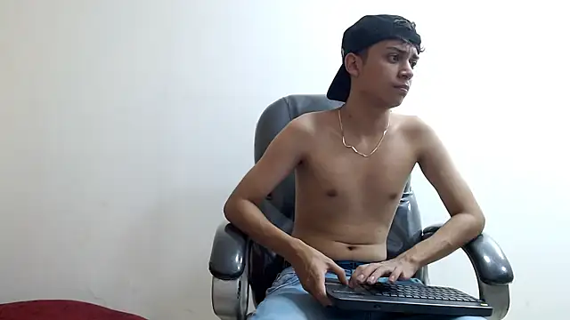 Snapshot of DamiBright chatting on 22, 9, 2025 DamiBright online show from 22, 9, 2025