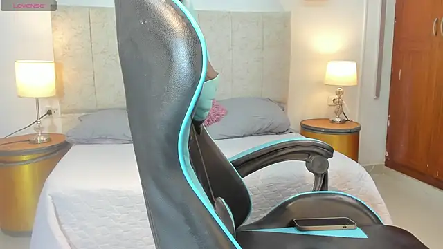  maria foxx  online show from 5, 12, 2025