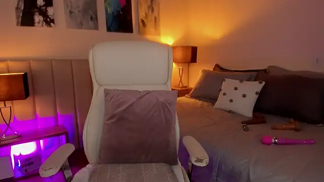 Snapshot of DaniRousse chatting on 9, 1, 2026 DaniRousse online show from 9, 1, 2026