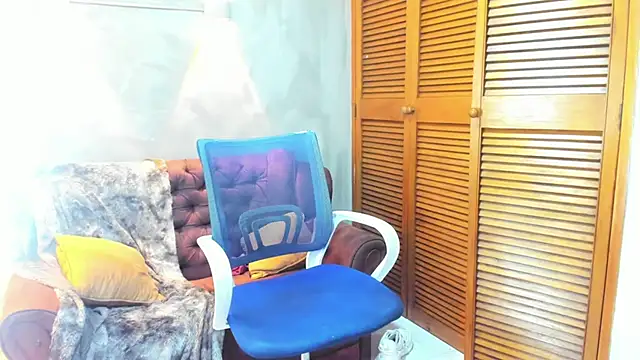 Snapshot of Dylanstonne chatting on 15, 1, 2025 Dylanstonne online show from 15, 1, 2025