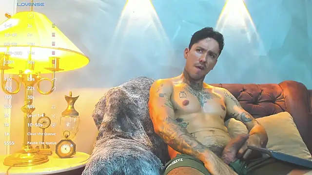 Snapshot of Dylanstonne chatting on 17, 1, 2025 Dylanstonne online show from 17, 1, 2025